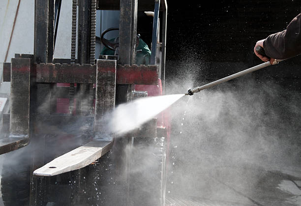 Best Deck Pressure Washing  in Lowes Island, VA